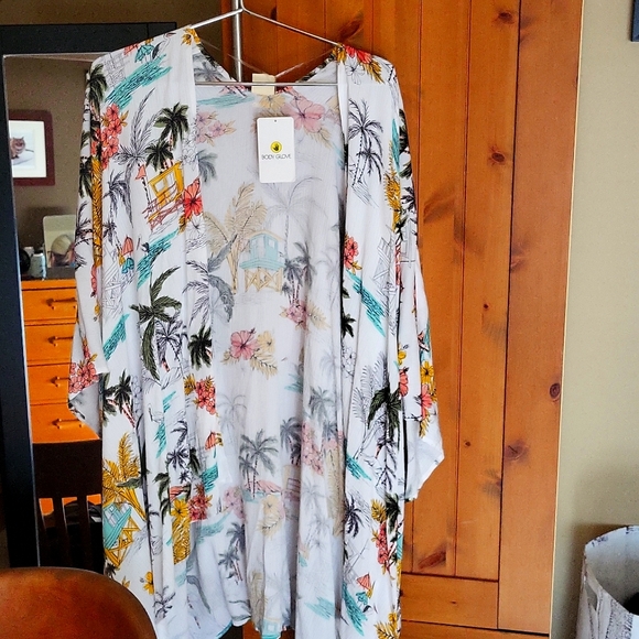 Bodyglove Aubree Kaftan Cover-Up - Picture 1 of 10